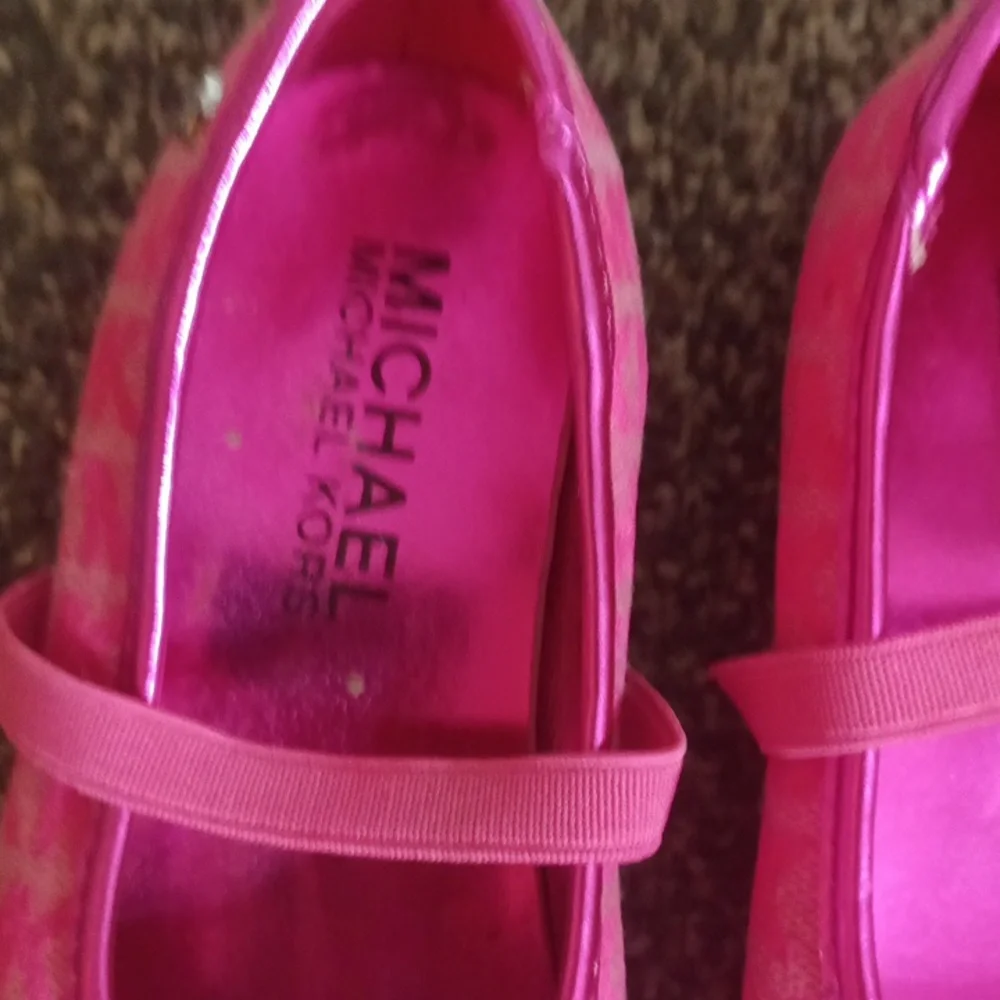 Michael Kors toddler girls size 10 pink canvas ballet flats